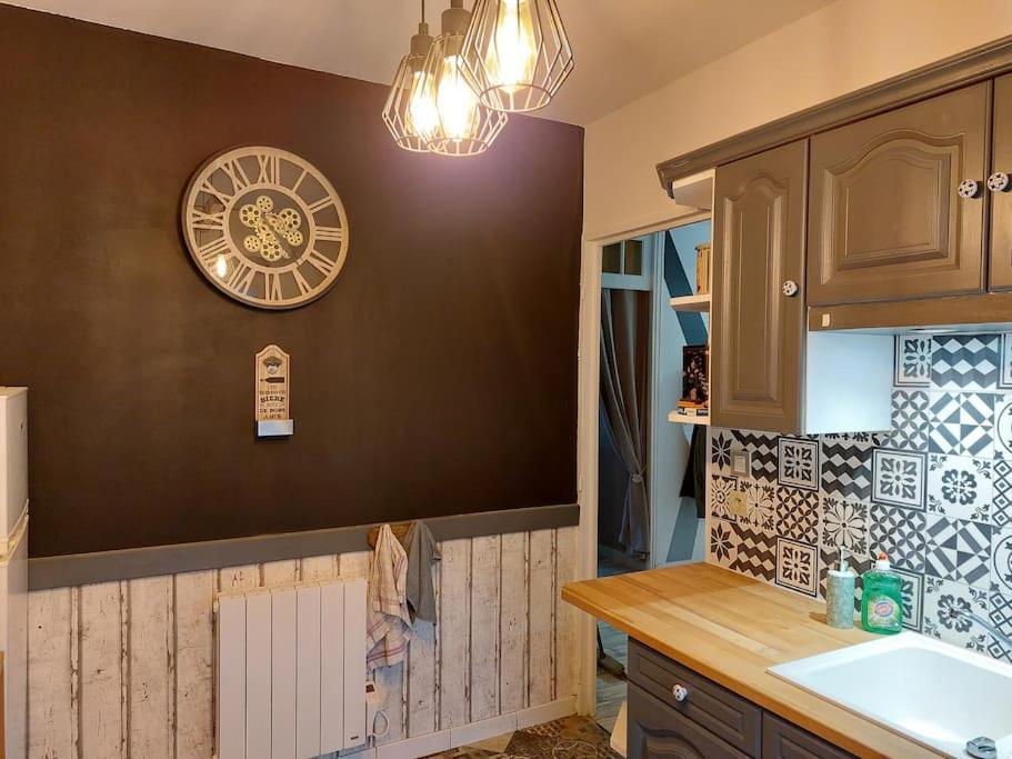 Apartamento Appart Hyper Centre- Parking Vierzon Exterior foto